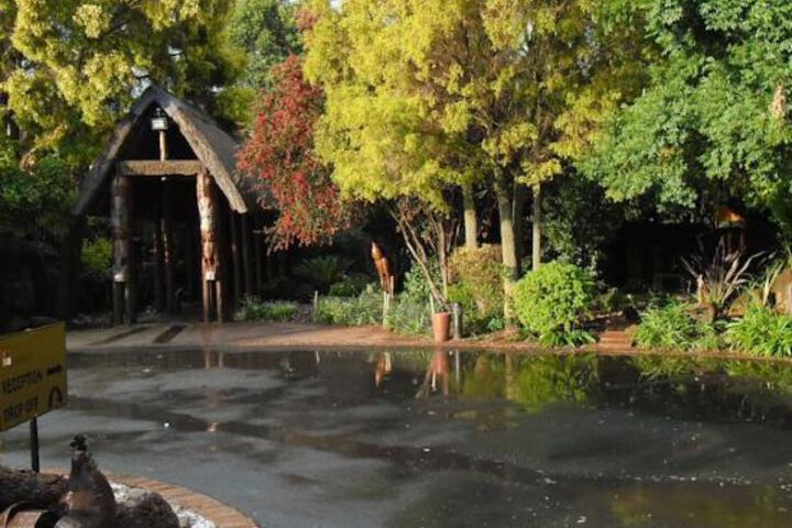 Ikwekwezi Guest Lodge - thumb 3