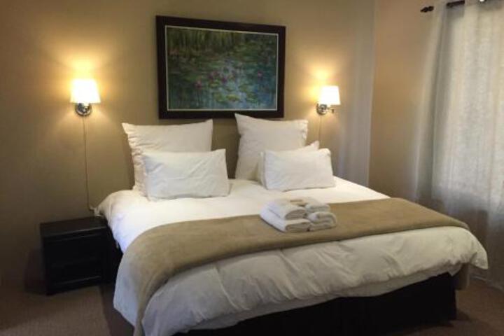 Treelands Abbey - thumb 1