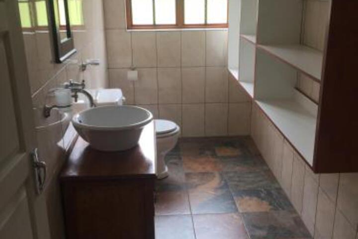 Treelands Abbey - thumb 2