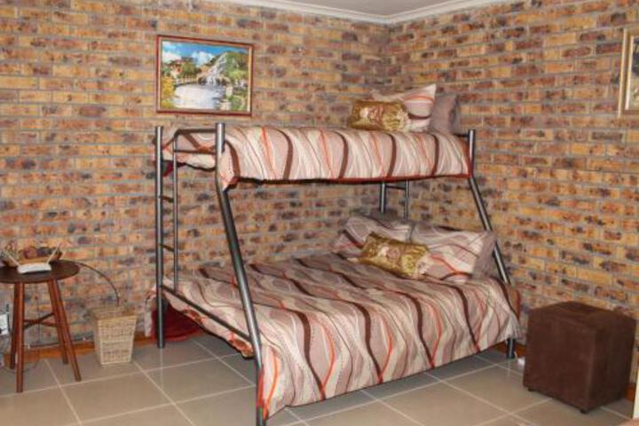 Quest Bed & Breakfast - thumb 3