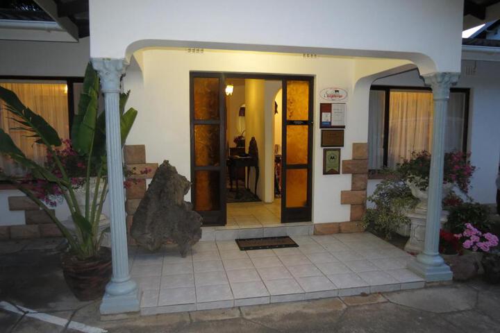 Dieu Donnee River Lodge - thumb 2