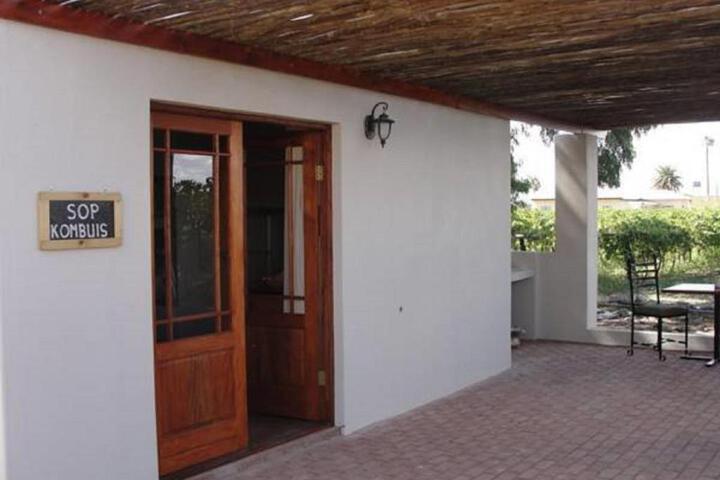 Ou Skool Guesthouse - thumb 1