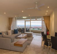203 Oyster Quays - Tourism Africa