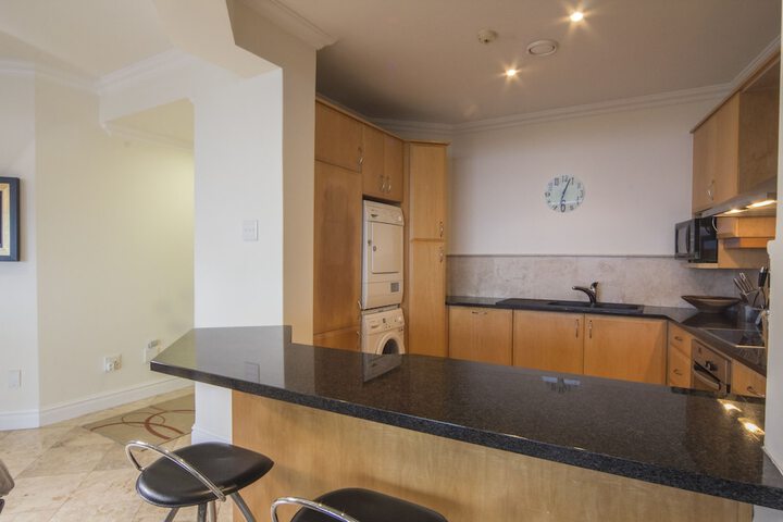 203 Oyster Quays - thumb 1