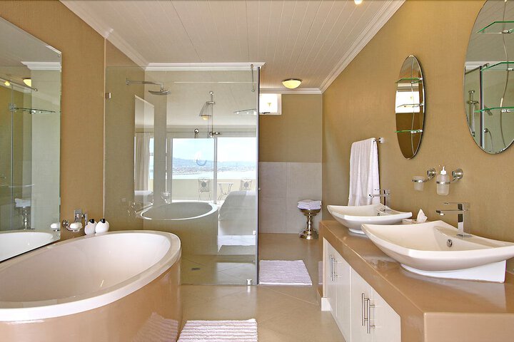 Bayview Gordon's Bay - thumb 6