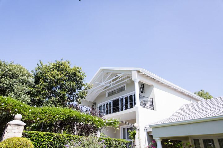 Burkleigh House - thumb 3