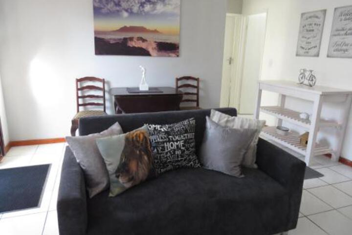 Chamomile Cottage - thumb 3