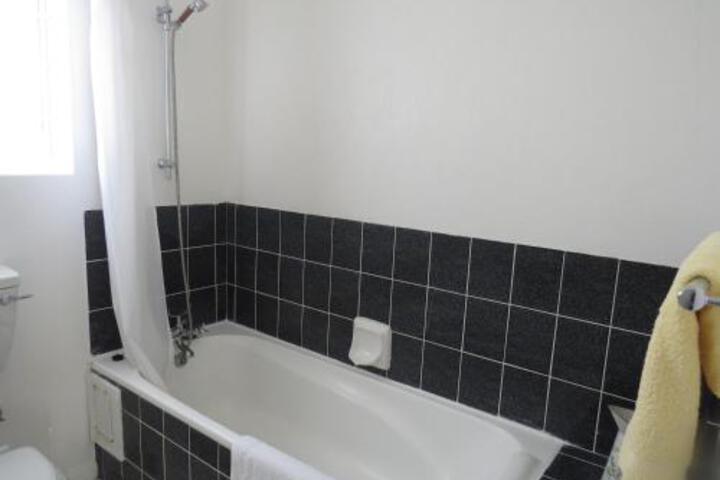 Chamomile Cottage - thumb 7