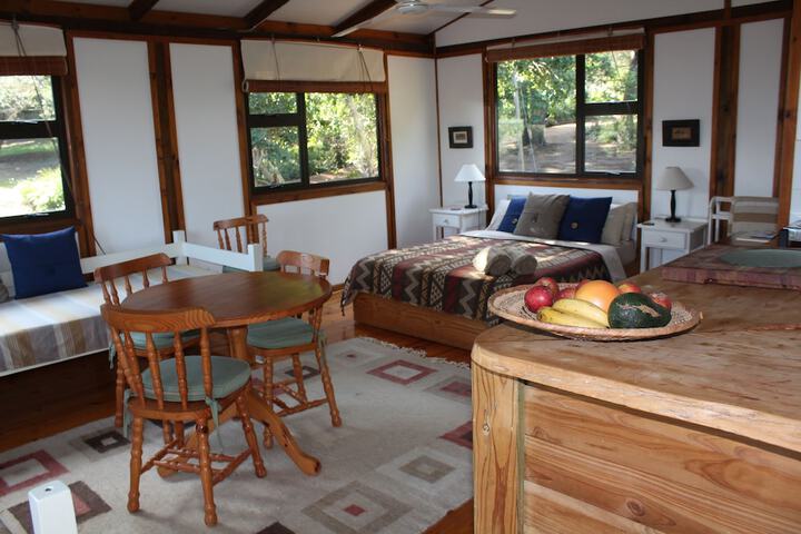 Treehouse Cottage - thumb 5