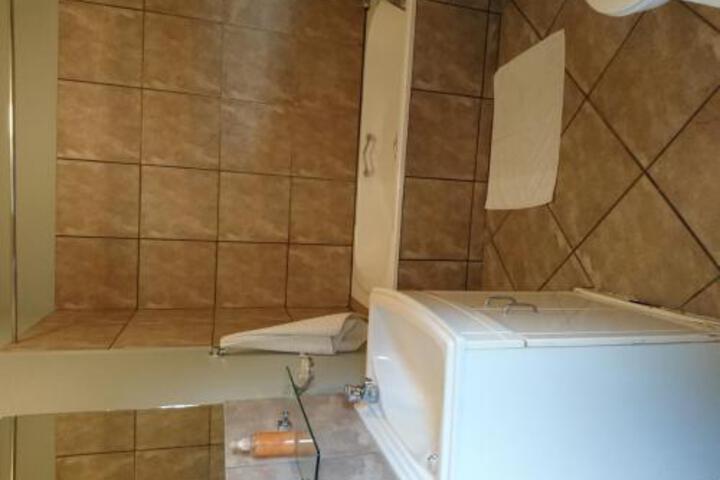 Razel Lodge - thumb 6