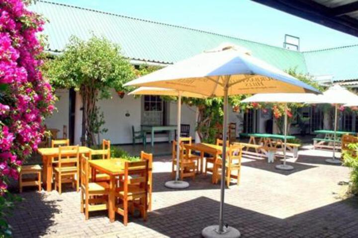 Albertinia Hotel - thumb 1