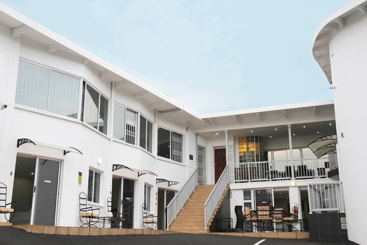 Beside Still Waters Boutique Hotel - thumb 6