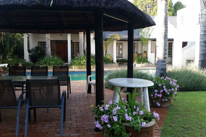 Six Valk Avenue Guest House - thumb 4