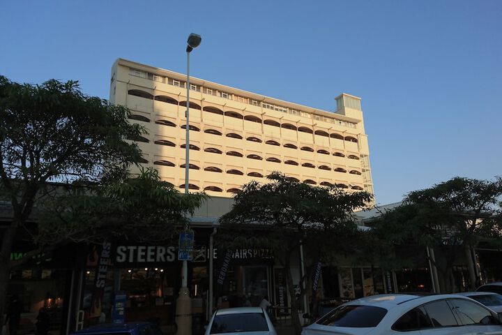 403 Lighthouse Mall Apartments - thumb 4