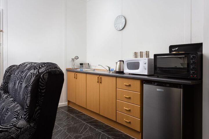 Gariep Dam SunRose Group Of Guest Houses - thumb 4