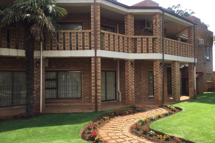 Lapeng Village - thumb 1