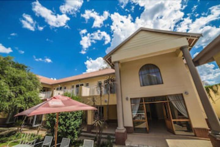 Acacia Guesthouse - thumb 0