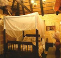 Chinaka Game Lodge - Accommodation Africa