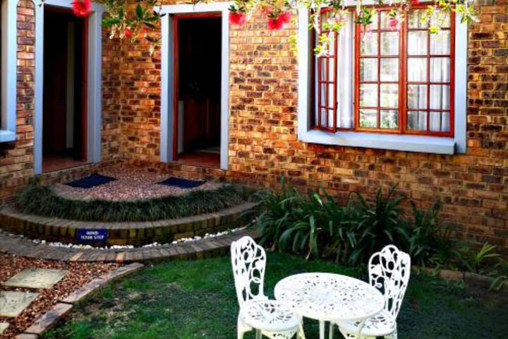 Van Dykshuis Guest House - thumb 2