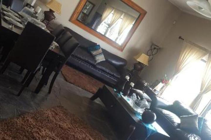 Au Plais De Langebaan At Palm Tree Villa - thumb 7