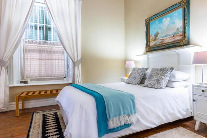 NANNA ROUS TOWN HOUSE - thumb 4