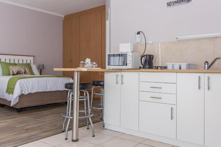 10 Windell Self Catering Accommodation - thumb 2