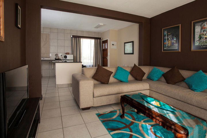 Jozi Apartments Radiokop - thumb 0