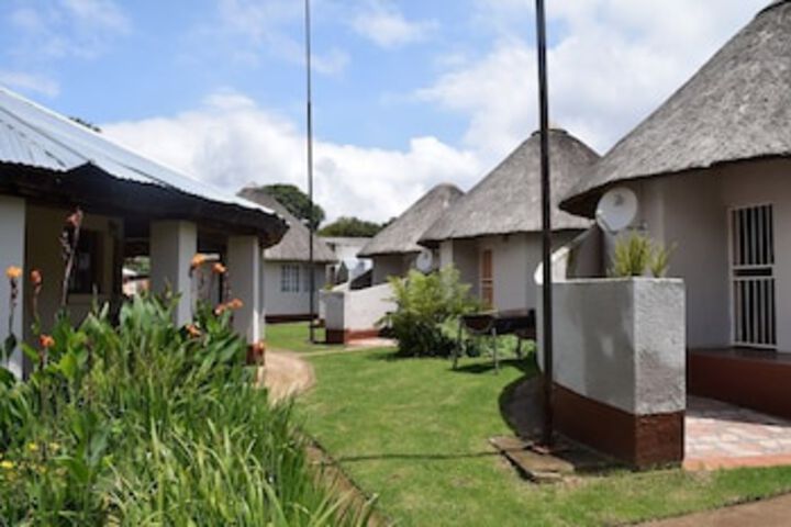 Sheris Lodge And Backpackers - thumb 0