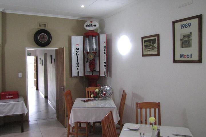 Bel Air Guest House - thumb 2