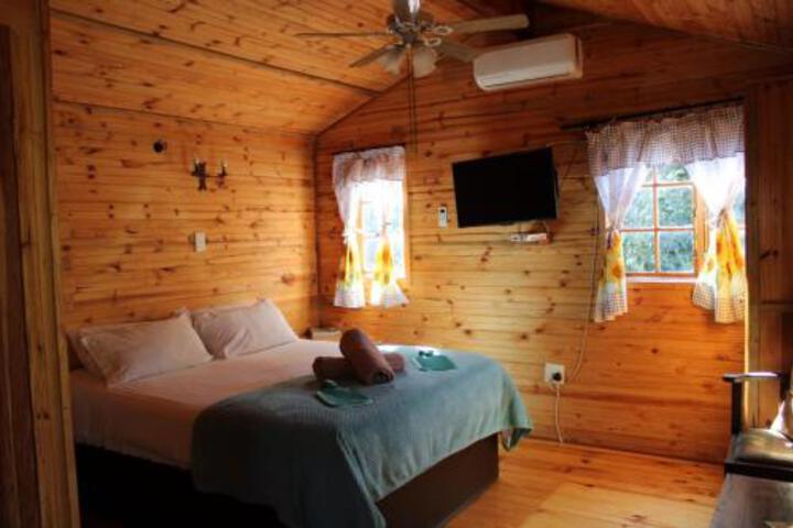 Leafy Lane - thumb 1