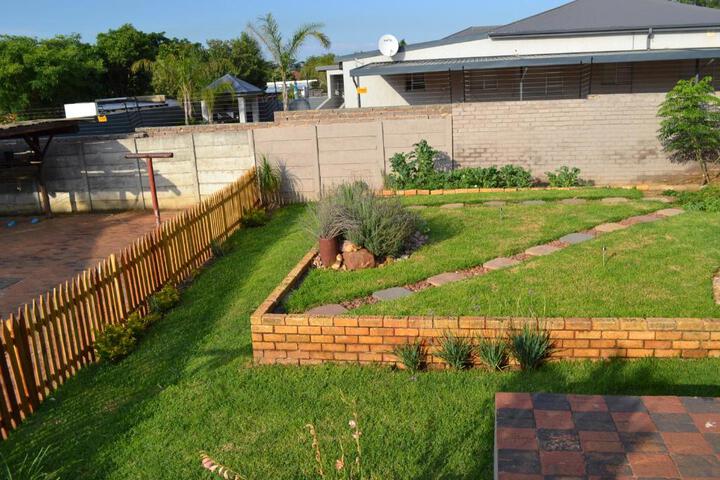 Kayalako 4th Avenue Guest House - thumb 7