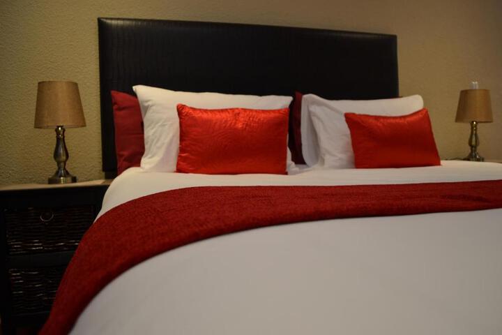 Kayalako 4th Avenue Guest House - thumb 3