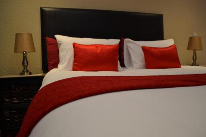 Kayalako 4th Avenue Guest House - thumb 5