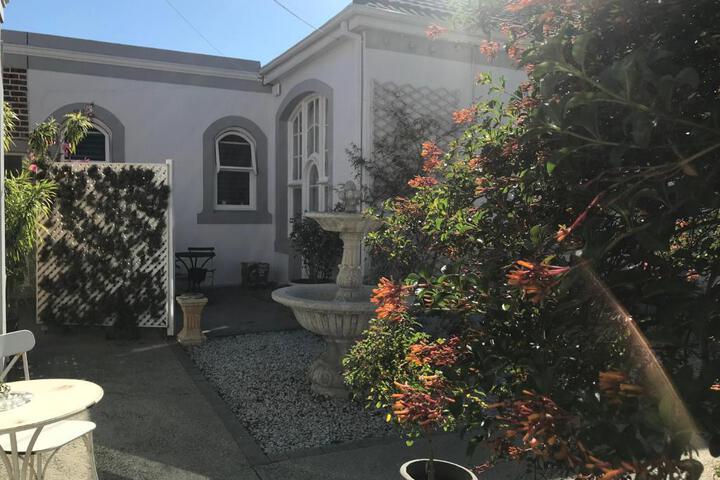 1 On Mona B & B - thumb 1