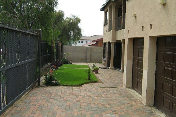 Bogadi B&B - thumb 4