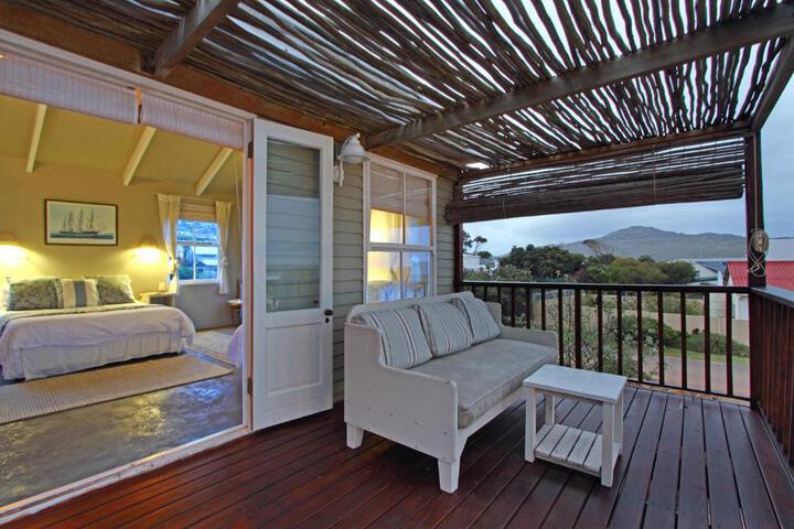 Gone To The Beach - thumb 3