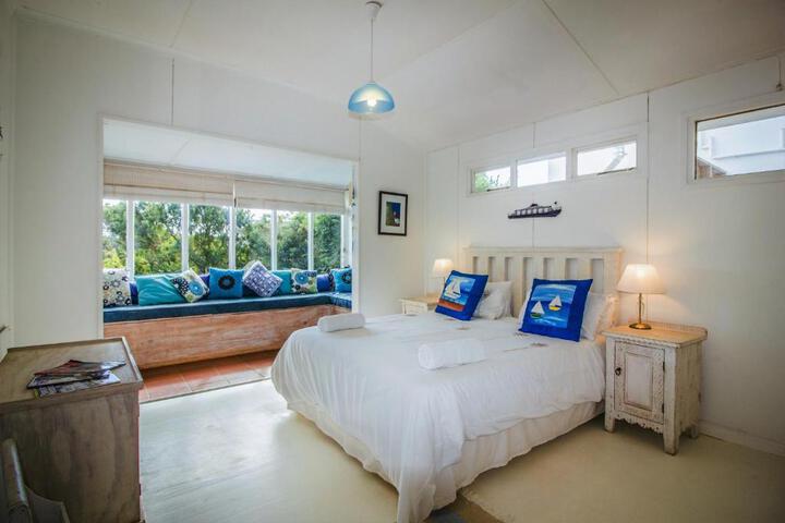 Gone To The Beach - thumb 1