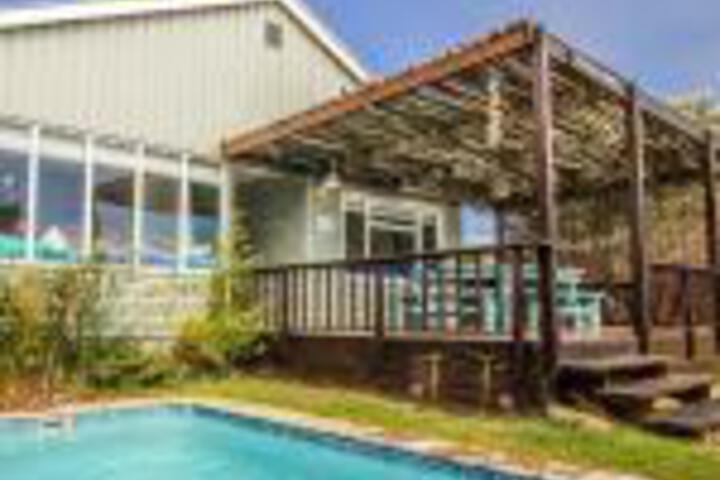 Gone To The Beach - thumb 0