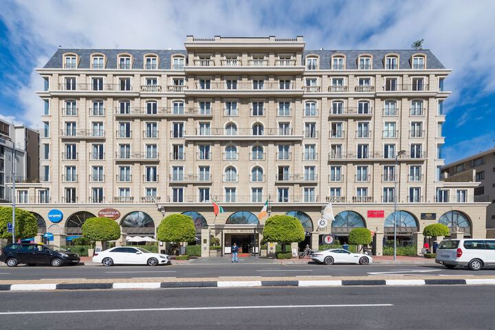 Unit Number 414 Cape Royale Luxury Apartments - thumb 1