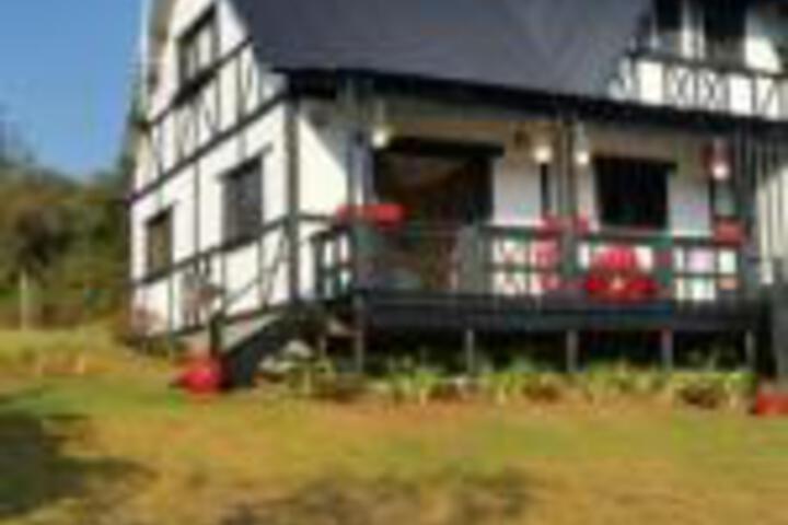 Woodcutters Guest House - thumb 0