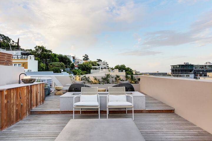 157 Waterkant - Two Bedroom House, Sleeps 4 - thumb 5