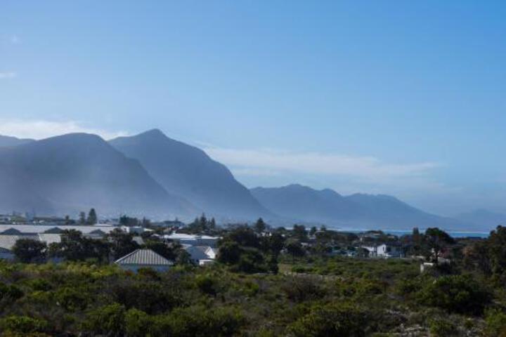 Mariners Village Self Catering Apartment - thumb 6