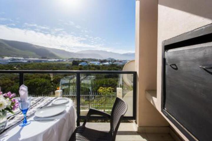 Mariners Village Self Catering Apartment - thumb 2