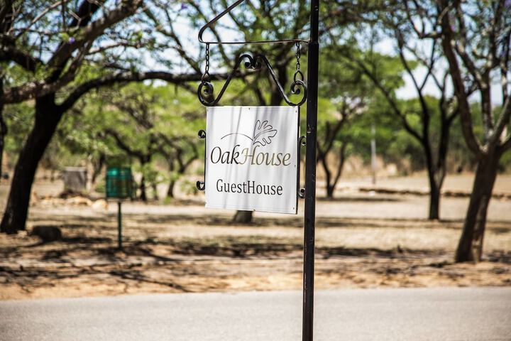 Oak House Venue - thumb 1