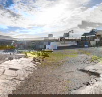 Robben Island tour with additional stops at famous spots - Accommodation Africa
